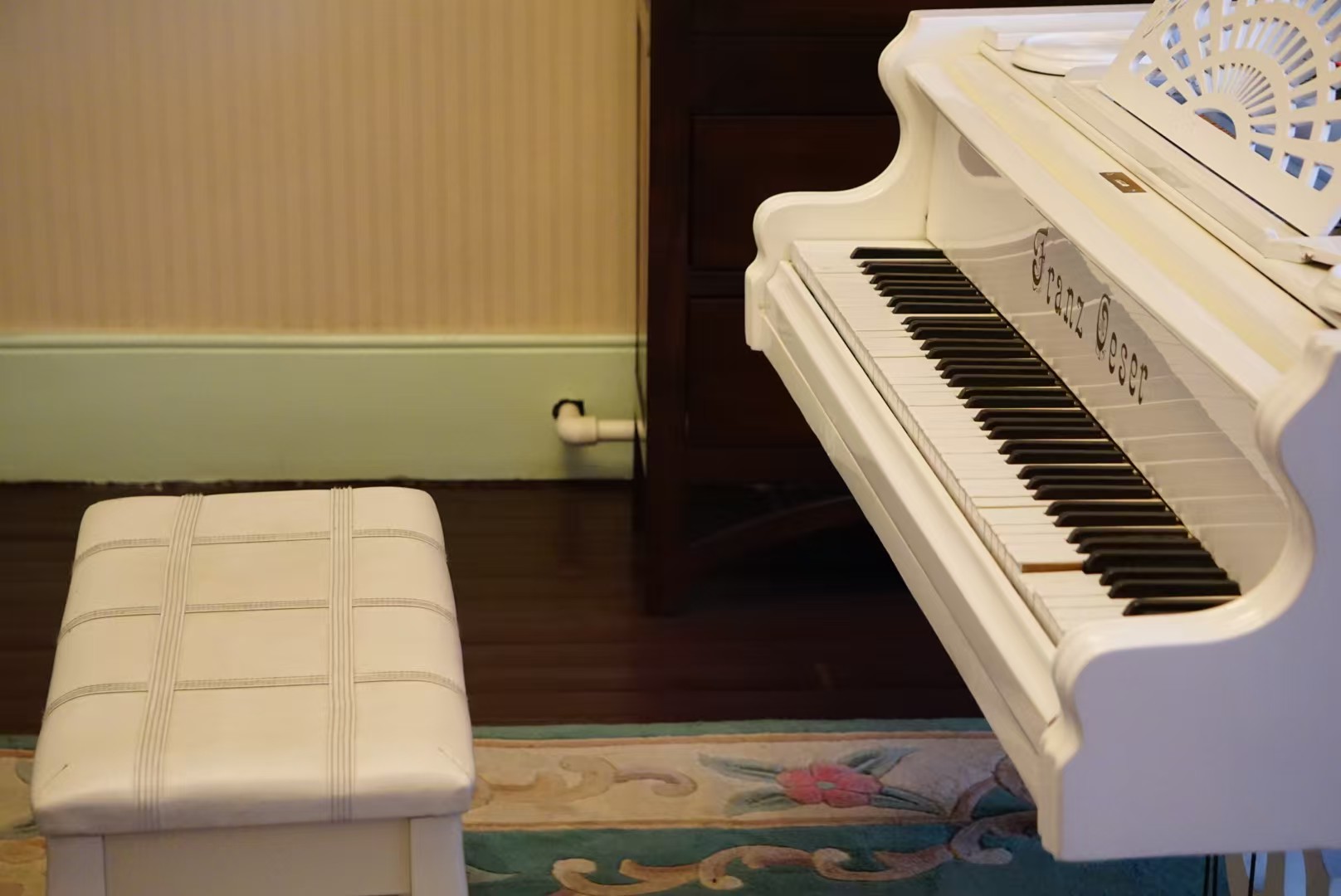 3685b7f7f164da89306a4f2f3a4d9f61_