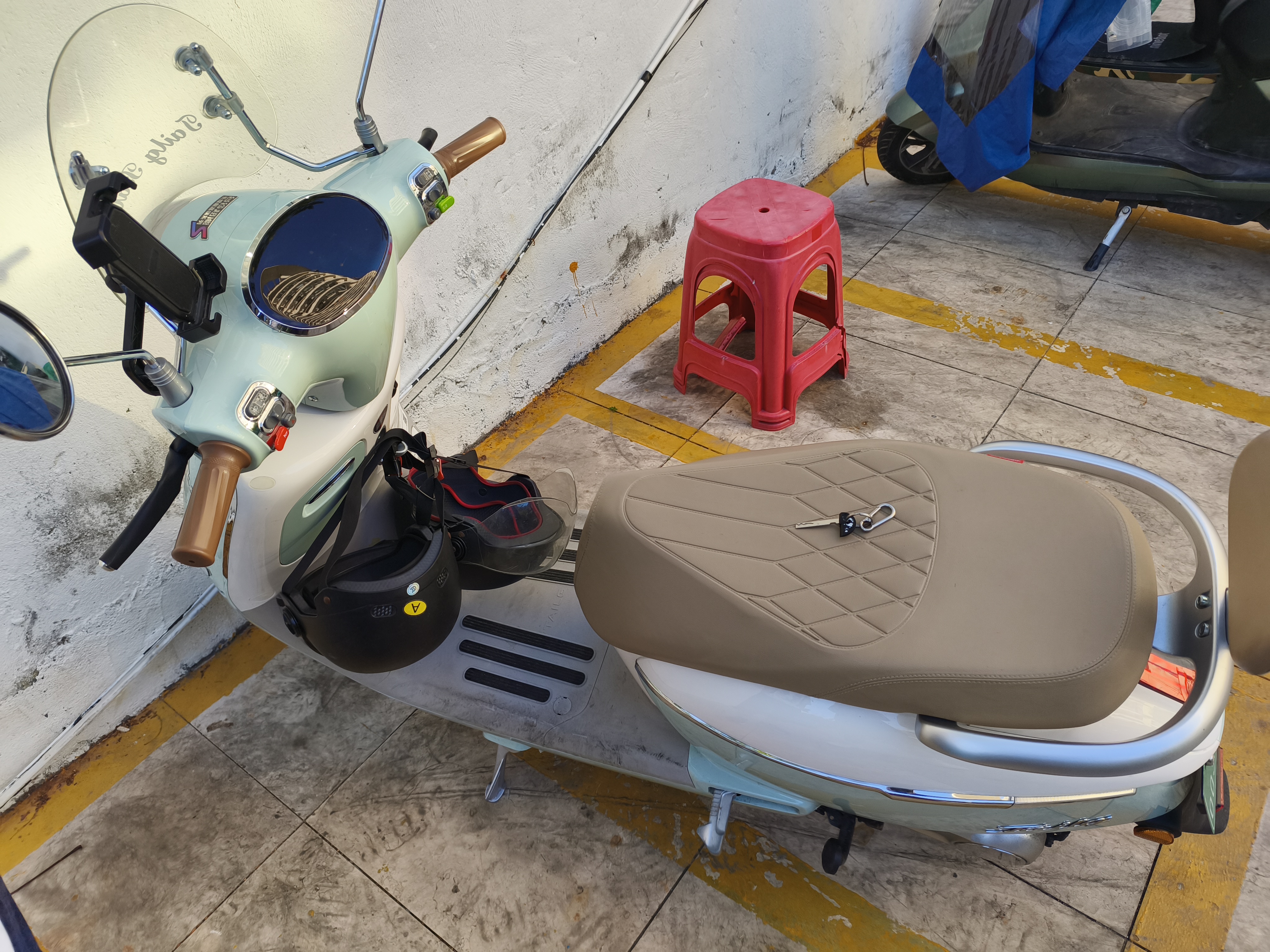 521eb5e6bde7123f9f28d4f4fb2b777