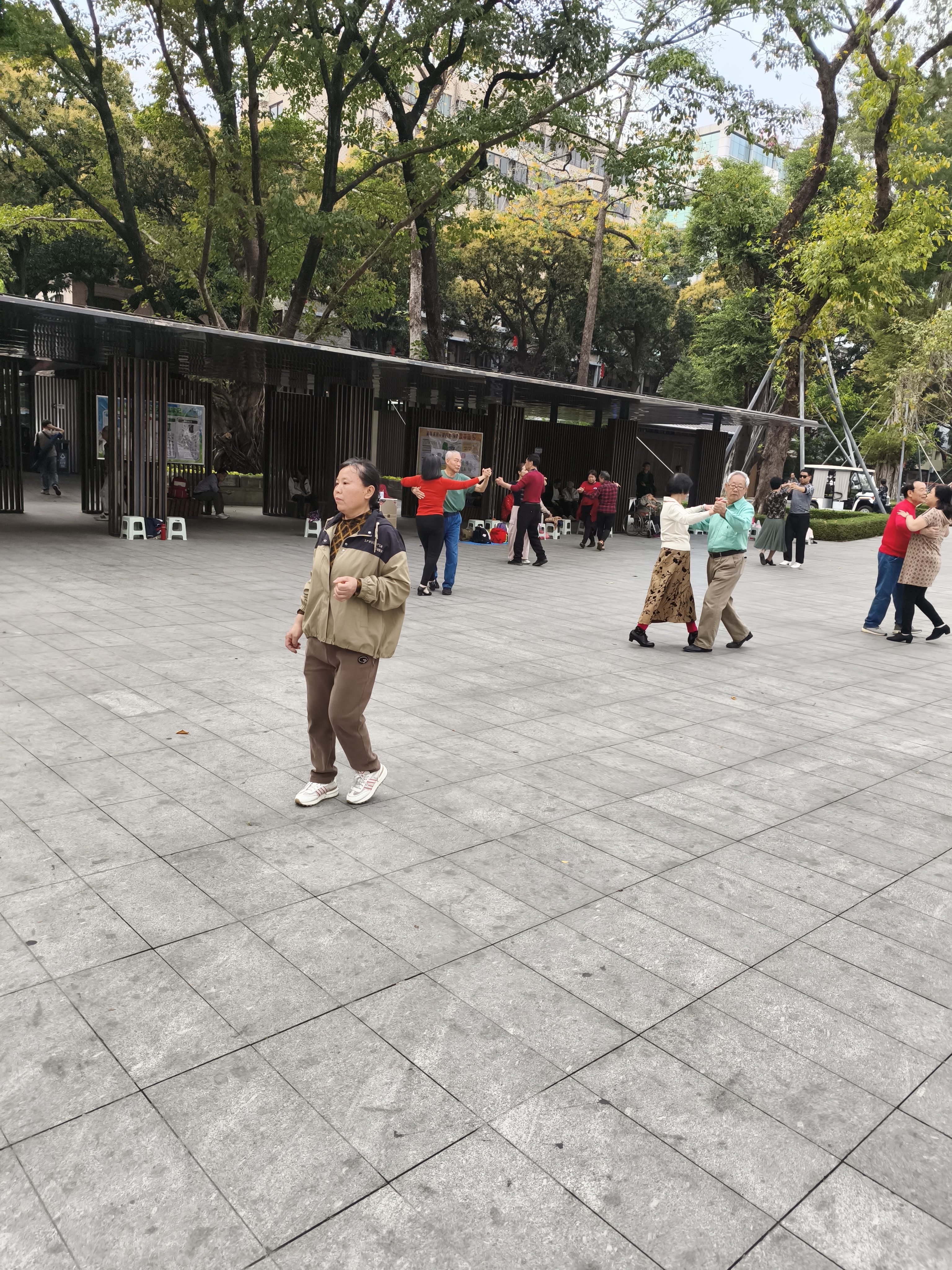 700b7f1d613b1f69ee8e2d325868b2c